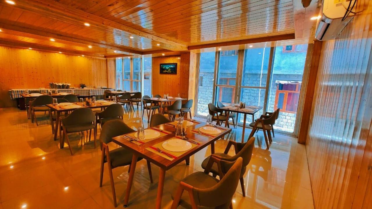 Winterline Resort Near Mall Road Manali - Centrally Heated & Air Cooled Exterior foto